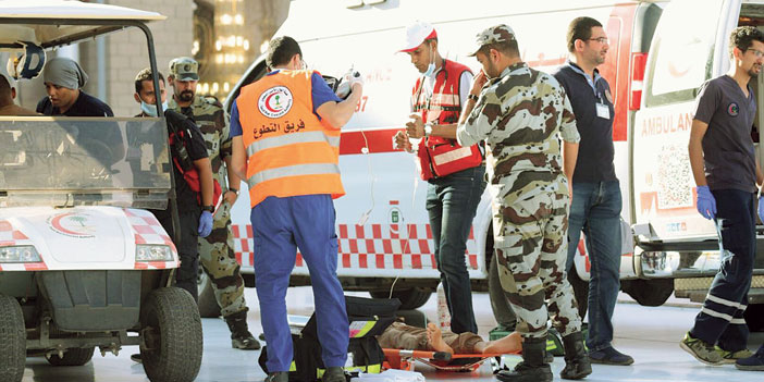  المتطوعون يشاركون في خدمة الحجاج