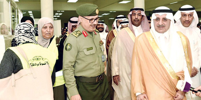  الأمير فهد بن سلطان خلال جولته التفقدية