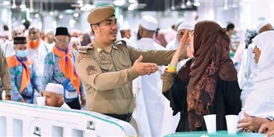 «الإحصاء»: 192.200 موظف وموظفة يعملون لخدمة ضيوف الرحمن 