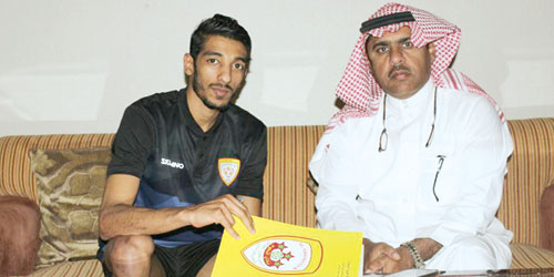  إدارة النجوم تواصل استقطاباتها