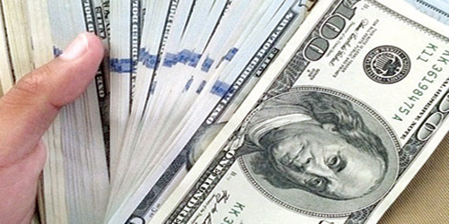  تراجع مؤشر الدولار مع انتقاد الرئيس الأمريكي للبنك المركزي