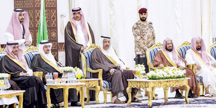  الأمير حسام بن سعود خلال الاستقبال