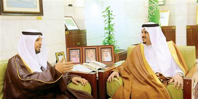 الأمير محمد بن عبدالرحمن استعرض مشروعات وفعاليات هيئة السياحة بمنطقة الرياض 