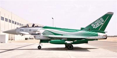 القوات الجوية تشارك احتفالات اليوم الوطني فوق هامات السحاب 