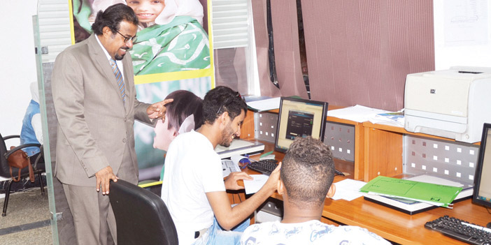  الطلاب السعوديون خلال التسجيل