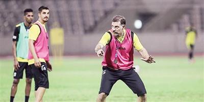 الاتحاد يختتم معسكر الطائف غداً بلقاء ودي أمام عكاظ 