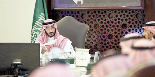  الأمير عبدالله بندر خلال الاجتماع