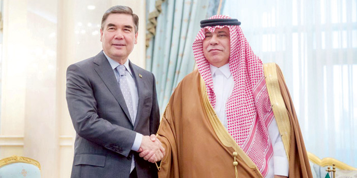  رئيس تركمانستان خلال لقائه وزير التجارة والاستثمار