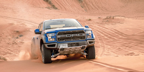  سيارة فورد F-150 رابتر
