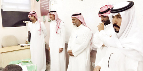  من جولة مدير تعليم المجمعة على المدارس