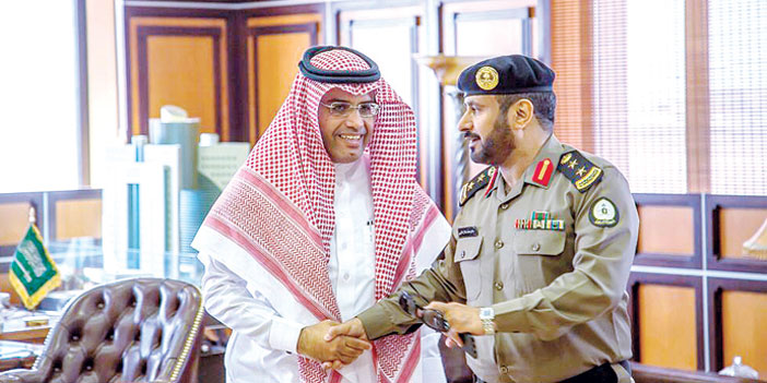  من لقاء الدكتور الذيابي بالعقيد العتيبي