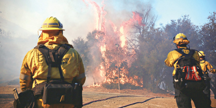 «كامب فاير».. الحريق الأكثر دموية في كاليفورنيا 