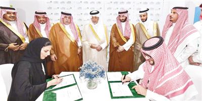 البنك الأهلي يوقع اتفاقية مع «منشآت» لإنشاء أول مسرعة أعمال متخصصة بالتقنية المالية 