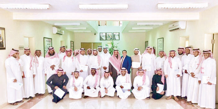  الملتحقون بالبرنامج التدريبي