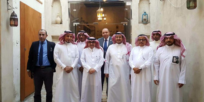 رئيس المنظمة العربية للسياحة يزور الأحساء 