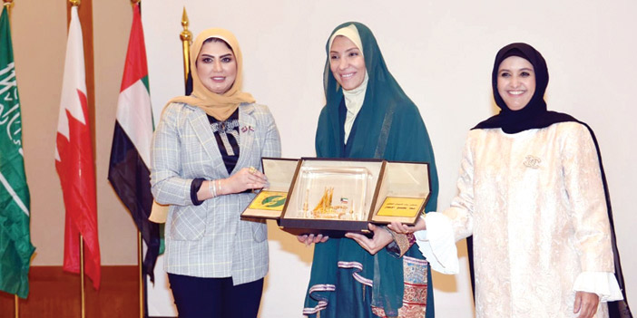 الأميرة خلود بنت خالد بن ناصر تشارك في ملتقى رواد الأعمال بالكويت 