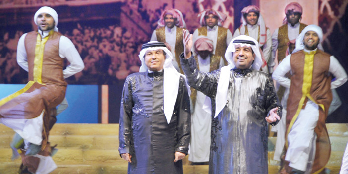  فنان العرب وراشد الماجد خلال مشاركتهما في حفل الجنادرية التاسع والعشرين عام 2014م