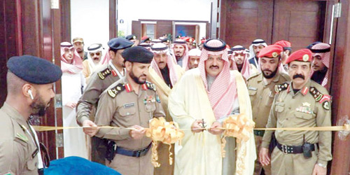  أمير منطقة حائل مدشنا المبادرات