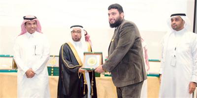 «المراعي» و«جامعة الملك فيصل» تكرمان الفائزين بجائزة المراعي للطبيب البيطري 