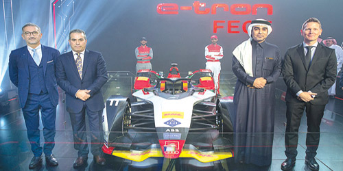  خلال افتتاح الفرع