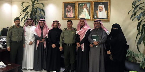 لجنة المقاولين بغرفة الشرقية تبحث سبل التعاون مع «جوازات الشرقية» 