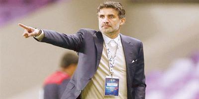 زوران يقترب من تدريب الهلال 