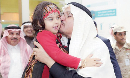  جانب من زيارة وزير التعليم جناح الوزارة