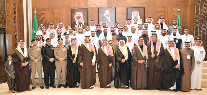  من المجلس الأسبوعي