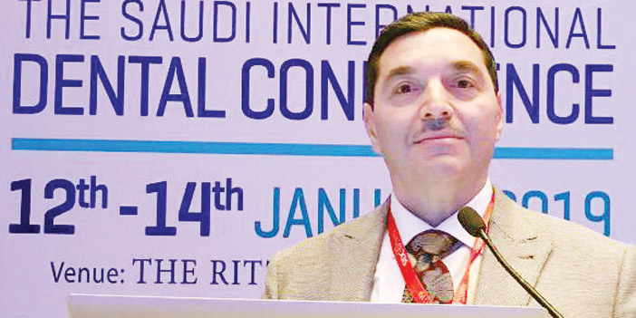  الدكتور قيصر كباش خلال المحاضرة