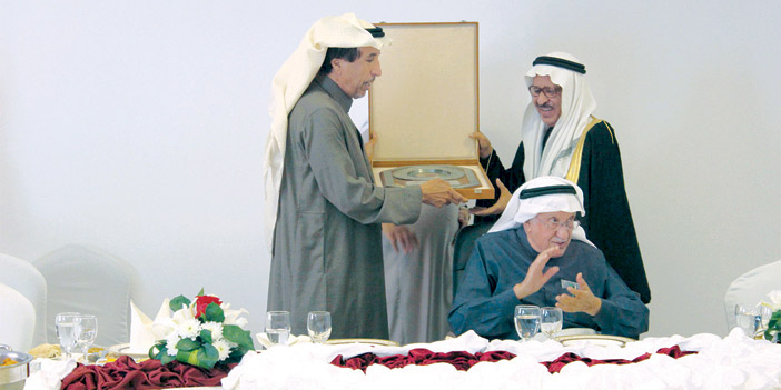  تكريم العذل من الأمير سعود بن ثنيان
