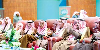 مدير جامعة الملك سعود رعى حفل جائزة مؤسسة إبراهيم السلطان الخيرية للتفوق والإبداع بتمير 