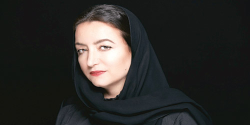 فوز الفنانة دانية الصالح بجائزة إثراء للفنون لعام 2019 
