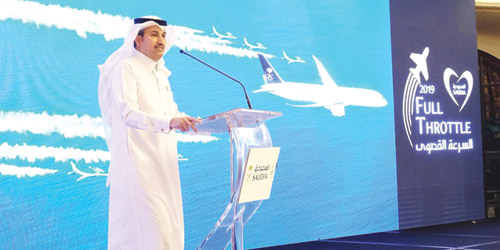  الجاسر يلقي كلمته