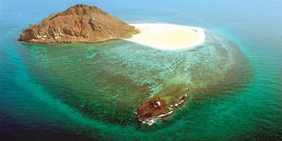 جزيرة كدمبل مقصد سياحي وبيئة طبيعية فريدة 