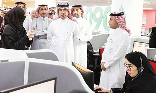 وزير الإسكان يطلق خدمة «المركز الموحد للعناية بالمستفيدين» 