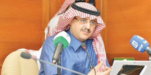 خلال مؤتمر صحفي عقده أمس سلط الضوء على مؤتمر التنمية الإدارية 