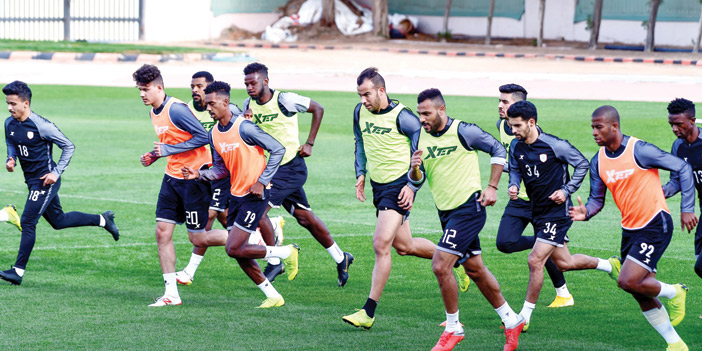  من تدريب الشباب أمس