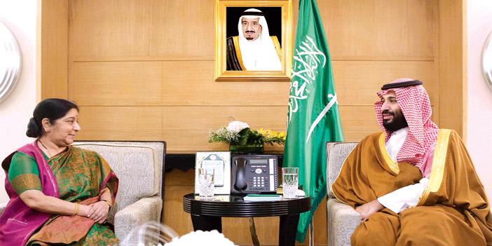  سموه يلتقي وزير الخارجية الهندية