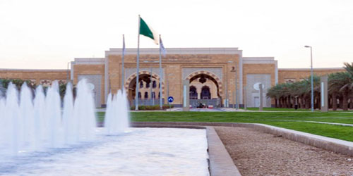 جامعة الملك سعود تشارك في يوم المهنة بجامعة الأميرة نورة 