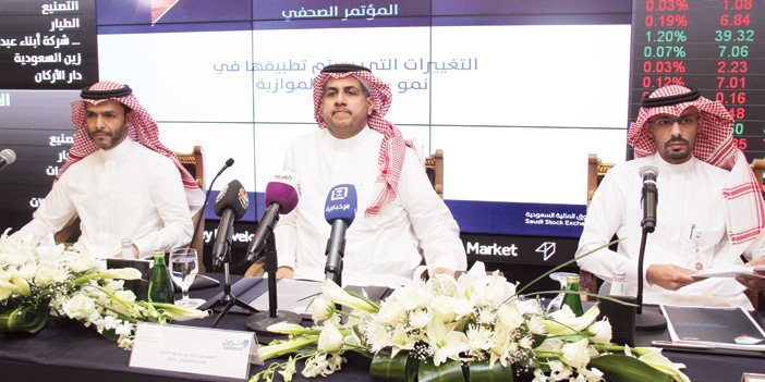  م. الحصان يتحدث خلال المؤتمر الصحفي أمس