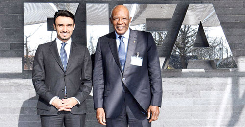  أحمد عيد بجانب الأمير عبدالعزيز الفيصل