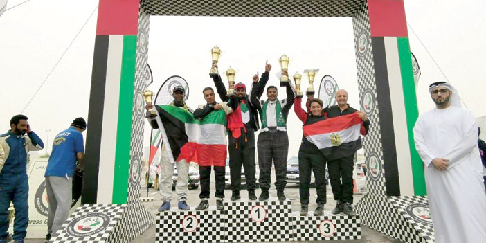  الزبيدي يحافظ على صدارة بطولة الإمارات للراليات