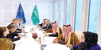 وفد مجلس الشورى يستعرض مع البرلمان الأوروبي جهود المملكة في مكافحة الارهاب 