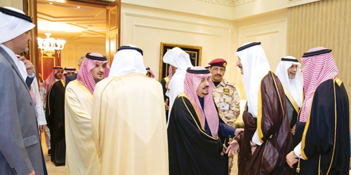 أمير منطقة الرياض يعزي في وفاة الأميرة البندري بنت عبدالرحمن 