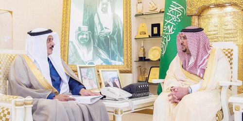  جانب من استقبال سموه مدير العيادات الشاملة التخصصية لقوى الأمن