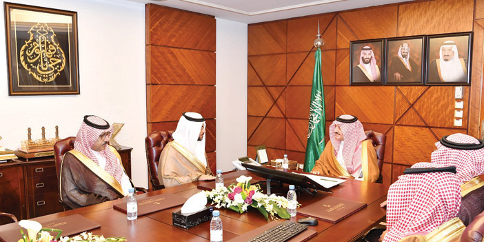  من لقاء أمير الشرقية بمحافظ الهيئة العامة للمنشآت الصغيرة والمتوسطة