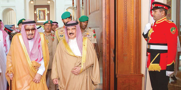 خادم الحرمين في برقية شكر لملك مملكة البحرين إثر مغادرته البحرين: 