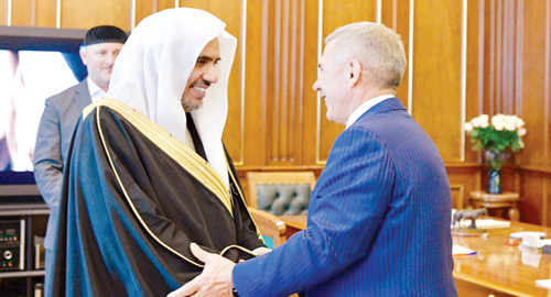   رئيس جمهورية تتارستان يستقبل د.العيسى