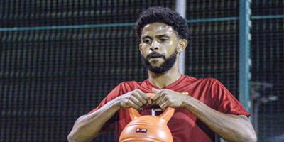 الوحدة يعاود تدريباته استعدادًا للأهلي 