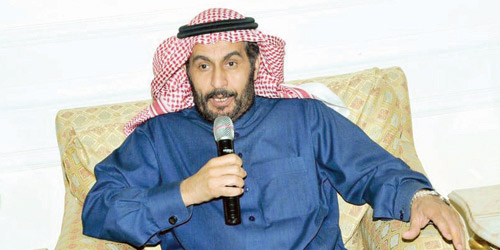  المحافظ يترأس الاجتماع